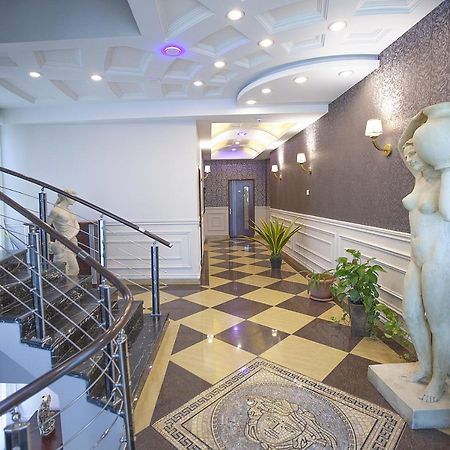 GOLDEN SECONDS Hotel Erivan Exterior foto