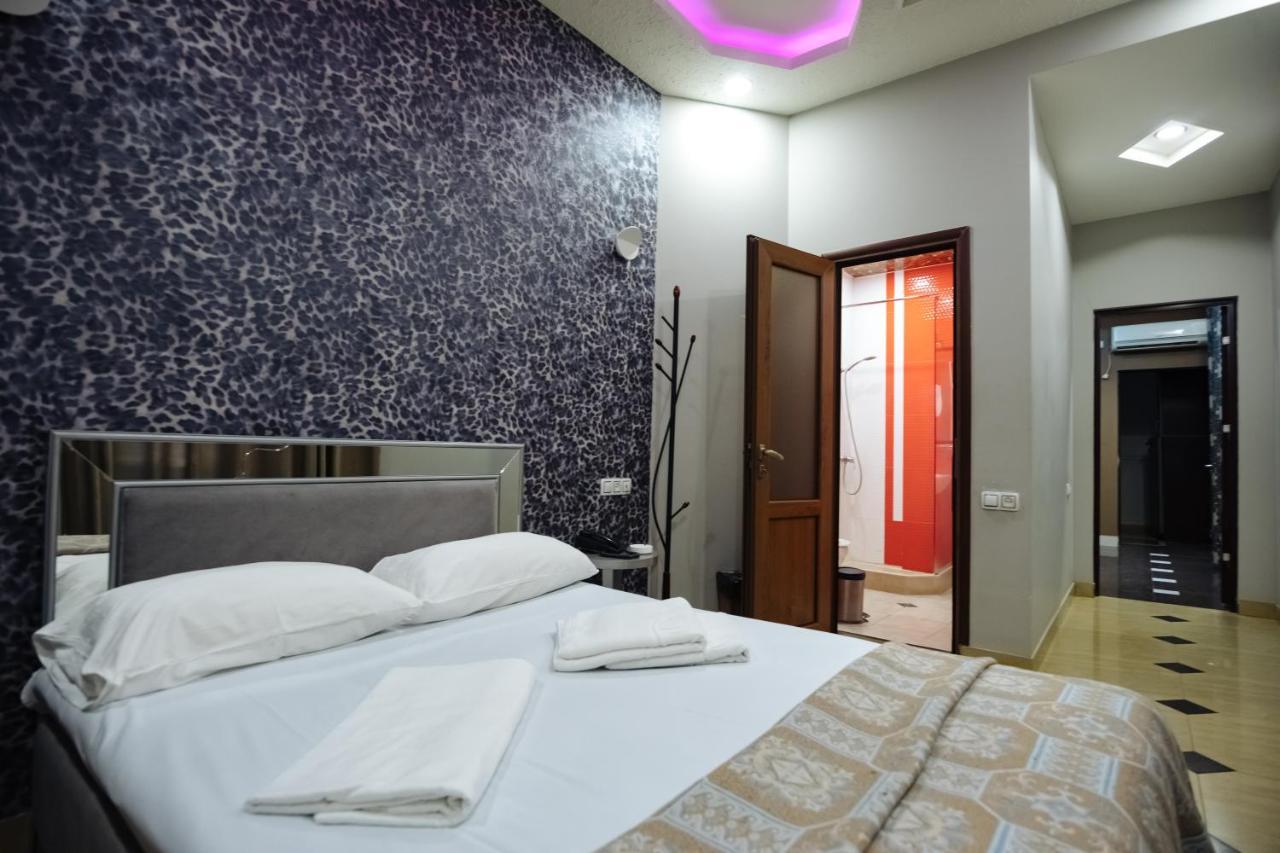 GOLDEN SECONDS Hotel Erivan Exterior foto