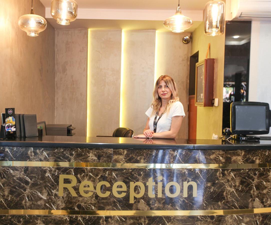 GOLDEN SECONDS Hotel Erivan Exterior foto
