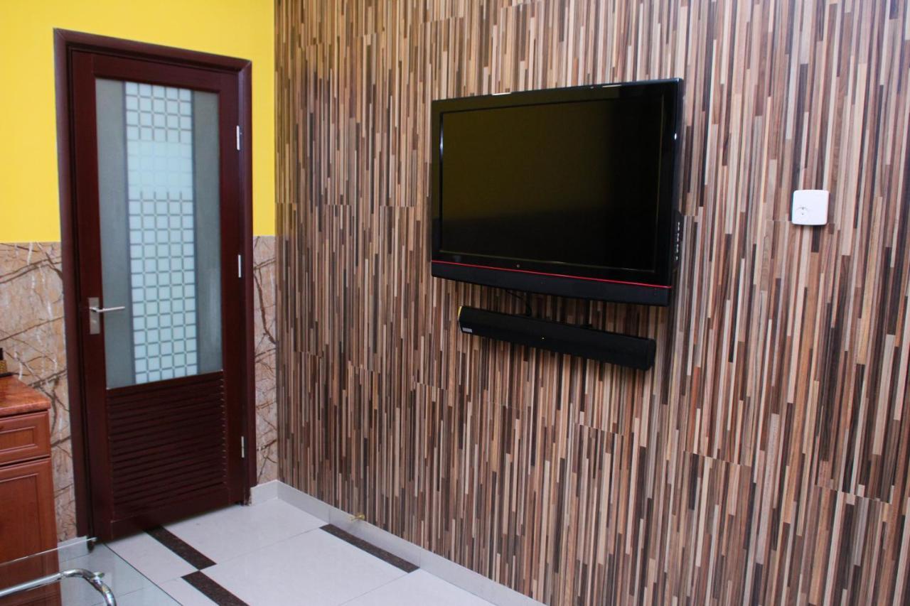 GOLDEN SECONDS Hotel Erivan Exterior foto