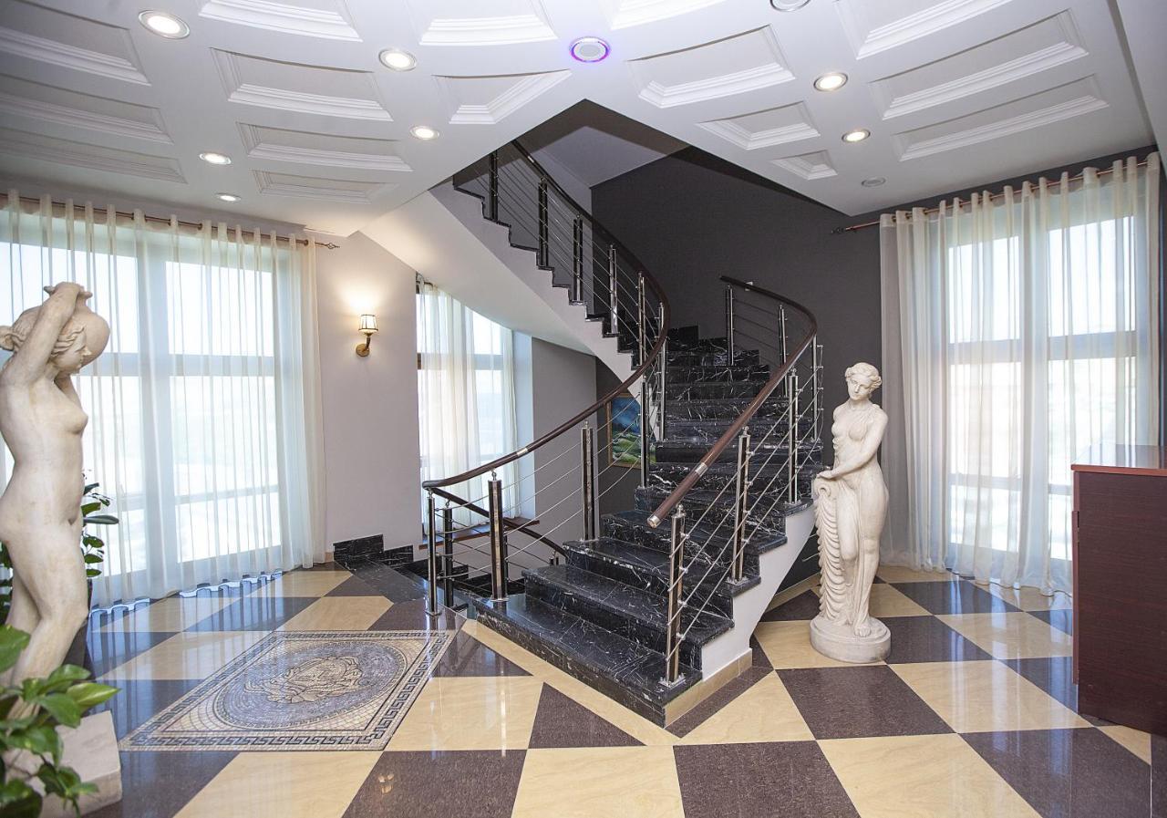GOLDEN SECONDS Hotel Erivan Exterior foto