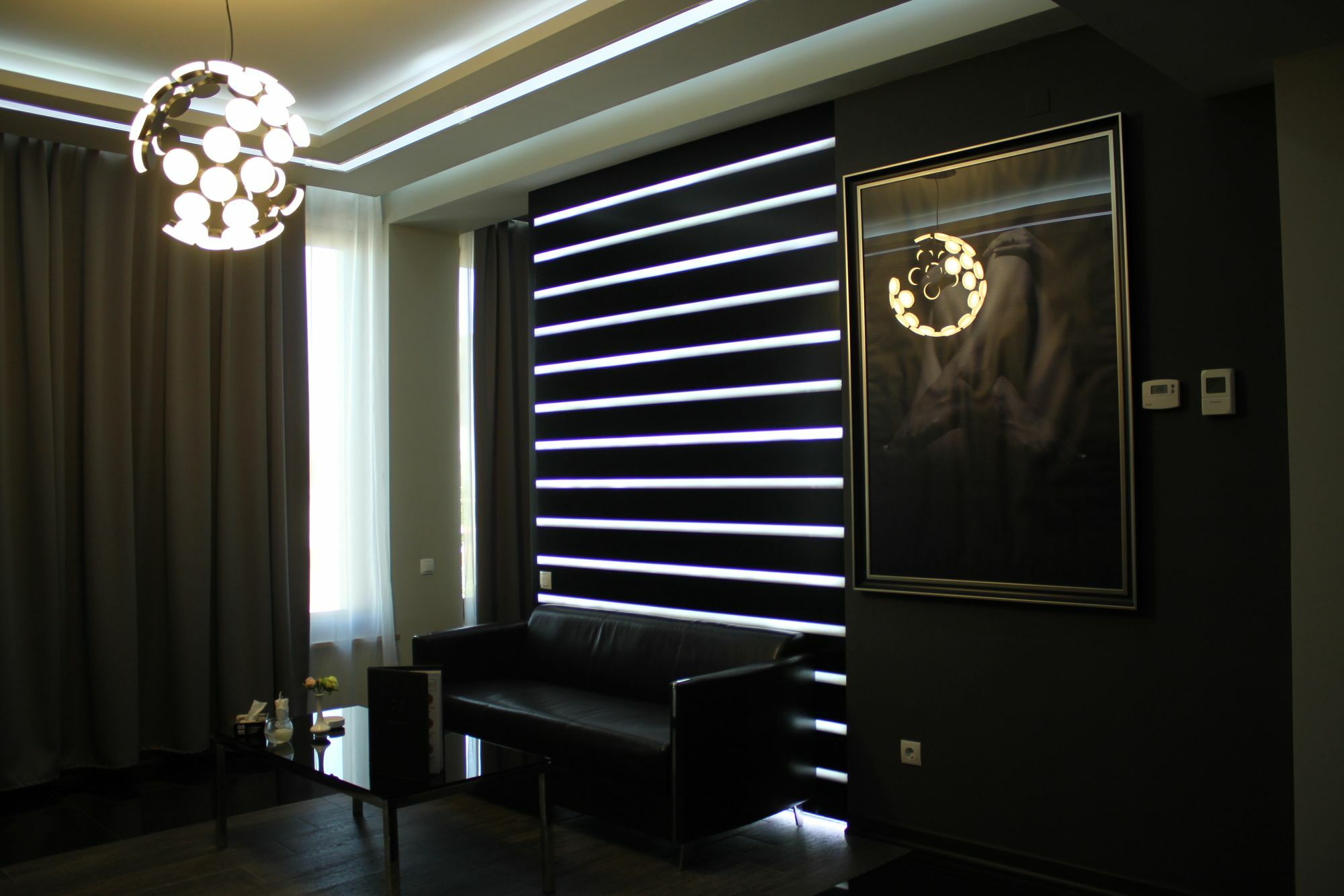 GOLDEN SECONDS Hotel Erivan Exterior foto